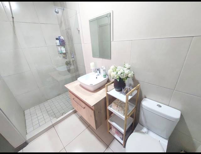 3 BEDROOM SIMPLEX FOR SALE IN MONTANA